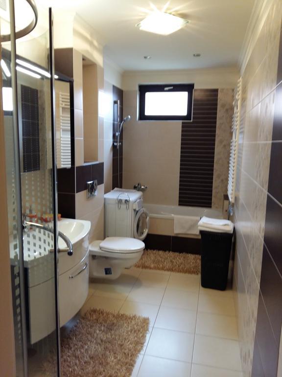 City Centre Apartment Győr Exteriör bild